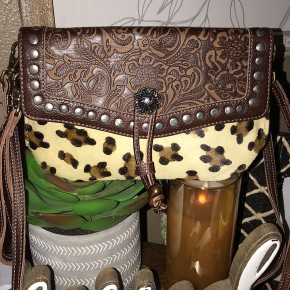 Myra Bag - Picture 2 of 7